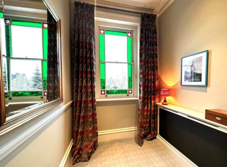 Clapham Family Home image 19