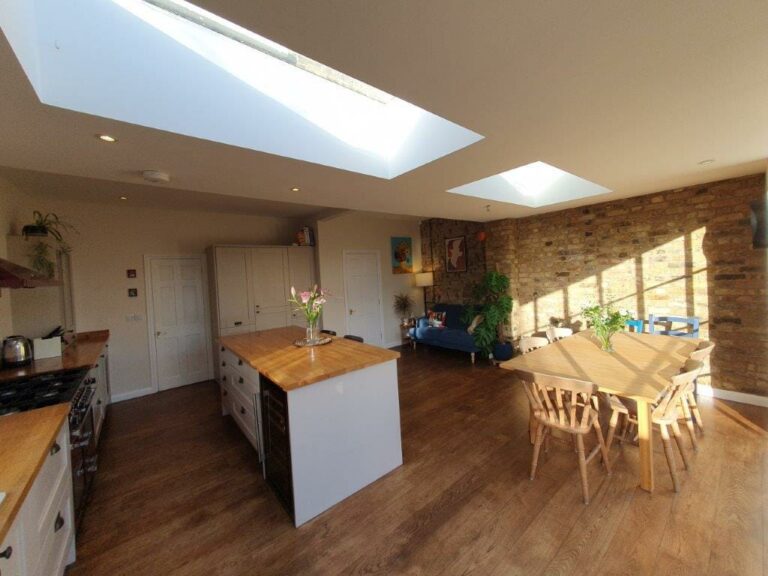 Edwardian Family Home image 3