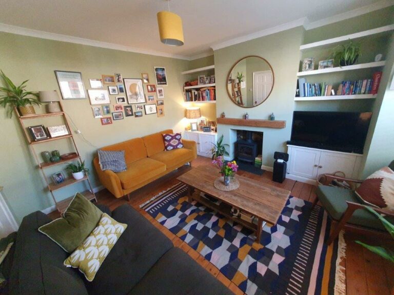 Edwardian Family Home image 18