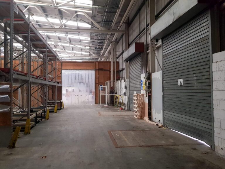 Former Distribution Warehouse Available for Short Term Production Hires image 4