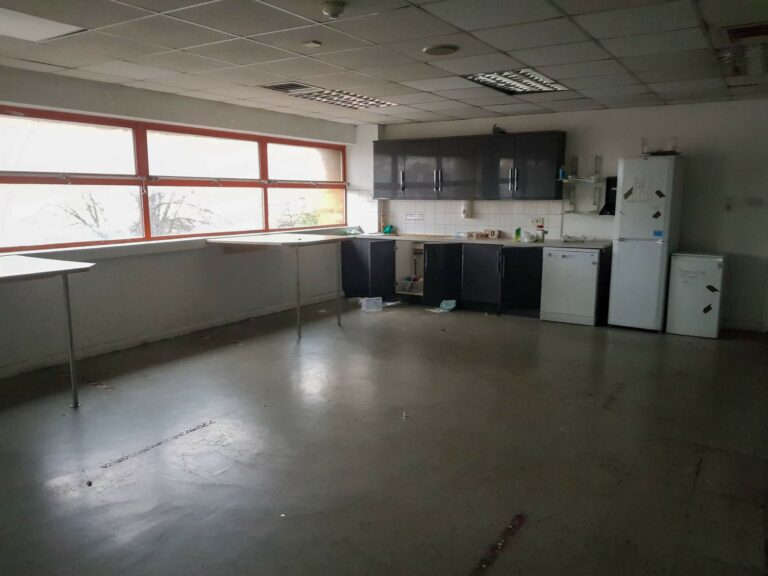 Former Distribution Warehouse Available for Short Term Production Hires image 27