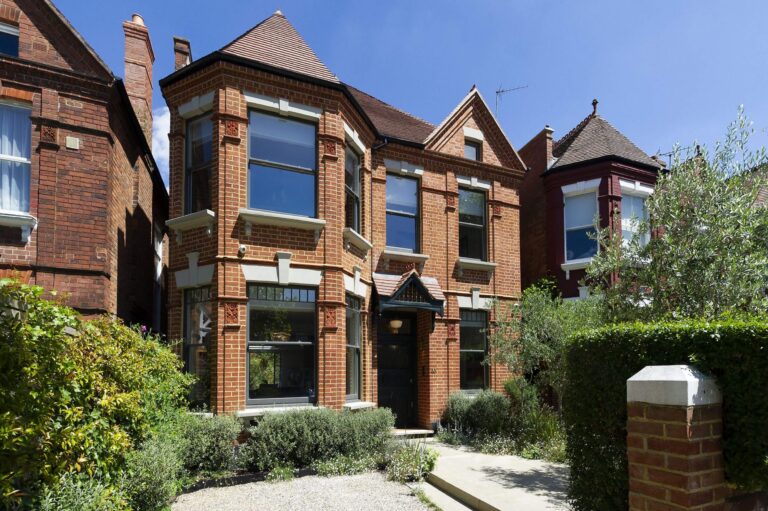 Renovated Cricklewood Home image 1