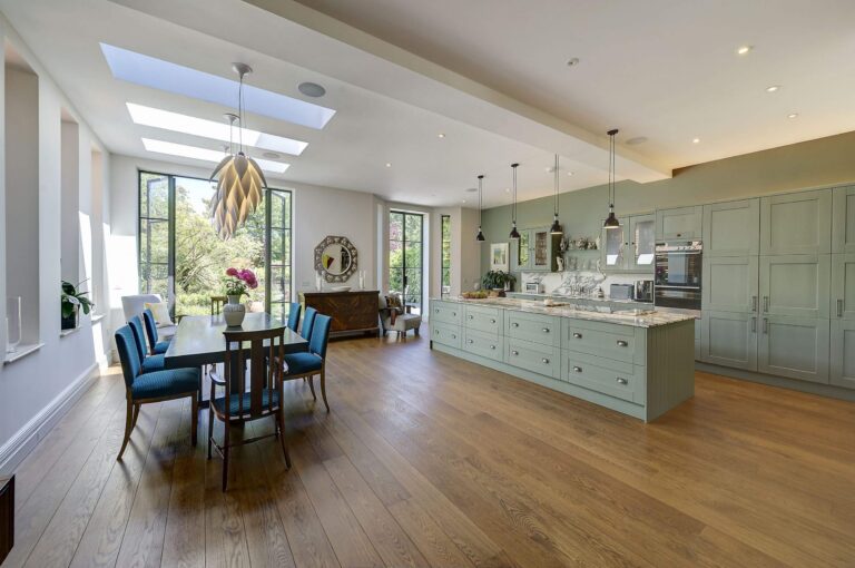 Renovated Cricklewood Home image 5