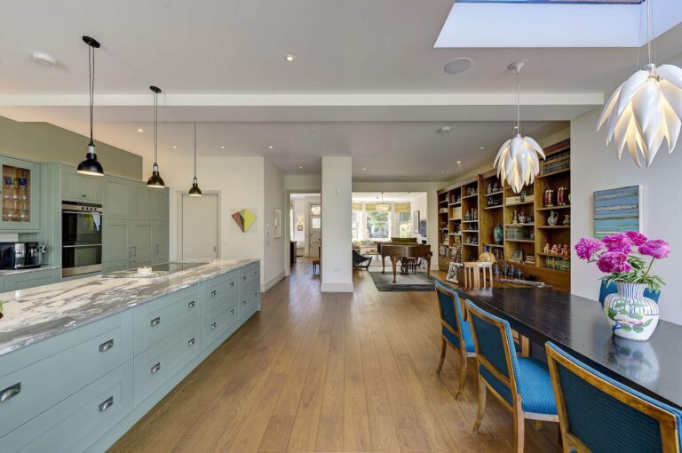 Renovated Cricklewood Home image 6