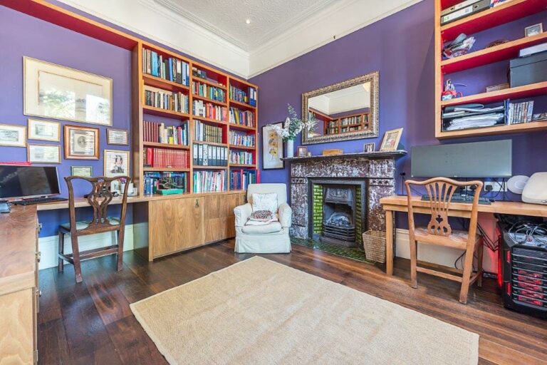 Large Ealing Family Home image 19
