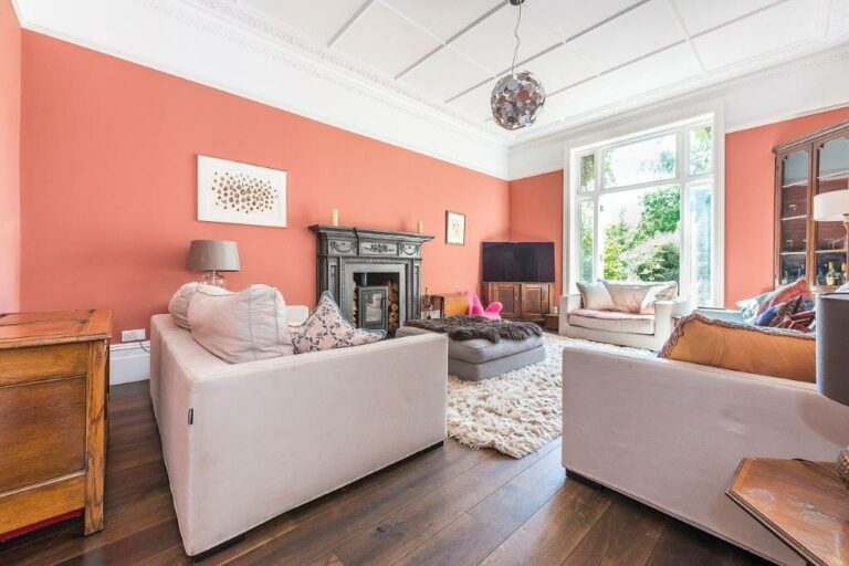 Large Ealing Family Home image 21