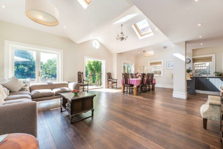 Large Ealing Family Home image 14