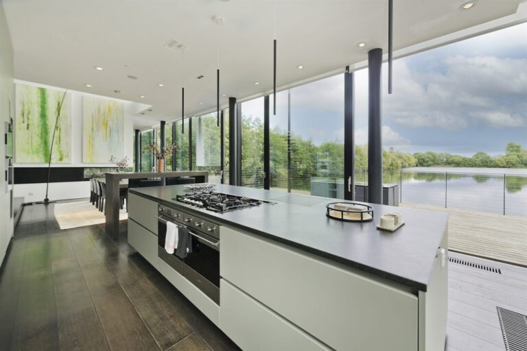 Remote Modern House with Waterview image 20