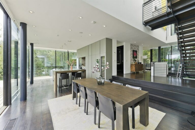 Remote Modern House with Waterview image 24
