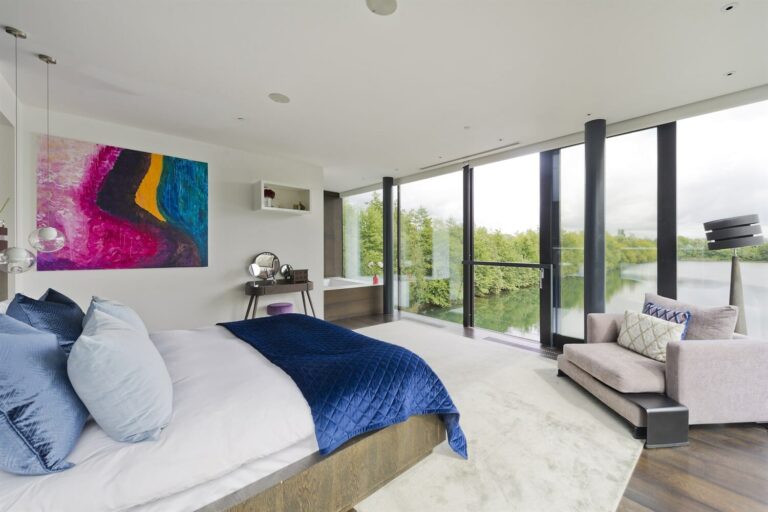 Remote Modern House with Waterview image 29