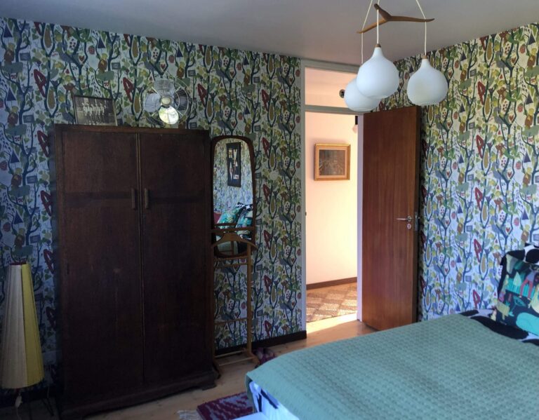 1960’s House in N6 image 18