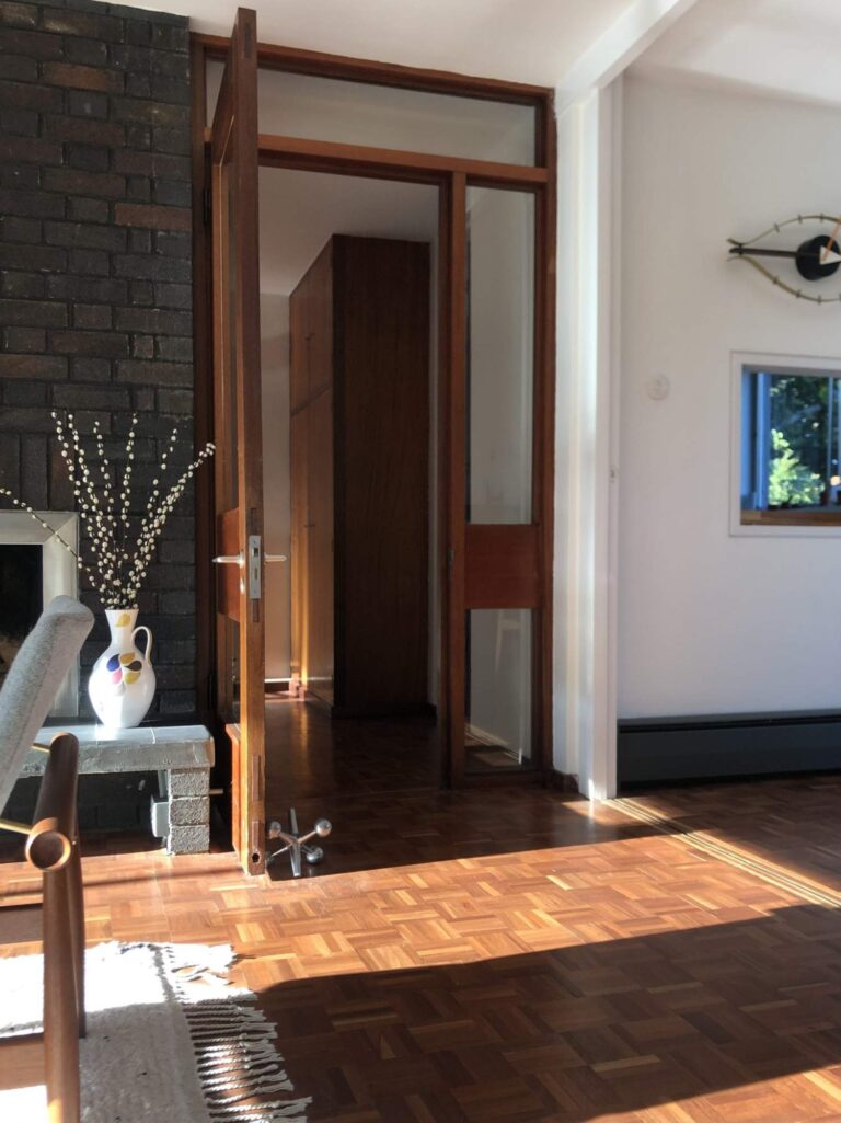 1960’s House in N6 image 8