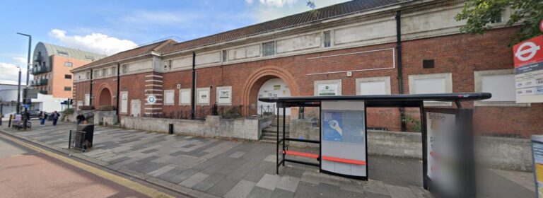 Dilapidated Leisure Centre in Greenwich image 3