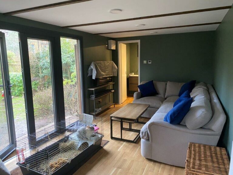 Large Ealing Family Home image 53