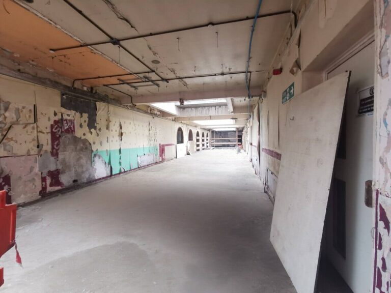 Dilapidated Leisure Centre in Greenwich image 10
