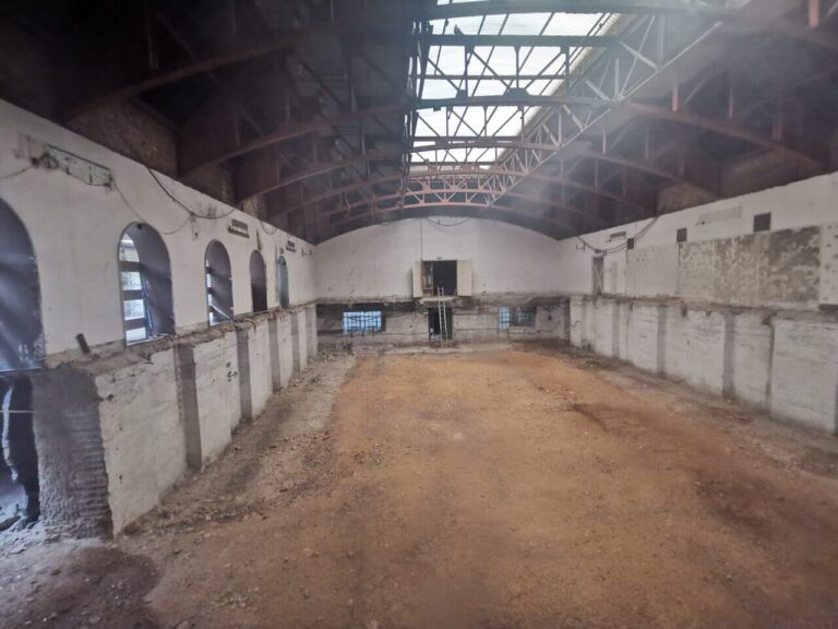 Dilapidated Leisure Centre in Greenwich image 11