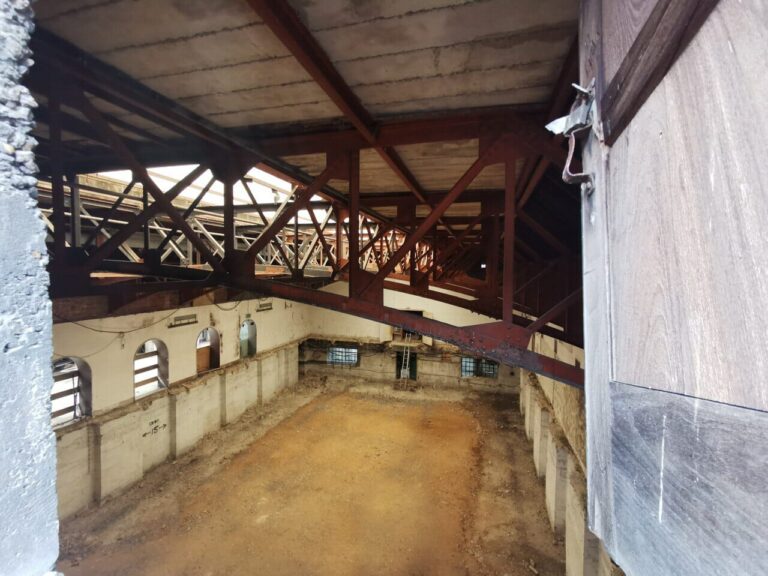 Dilapidated Leisure Centre in Greenwich image 13