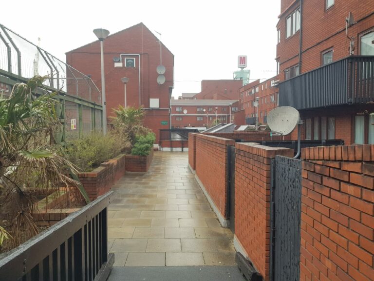 Industrial Style Council Estate In North London image 8