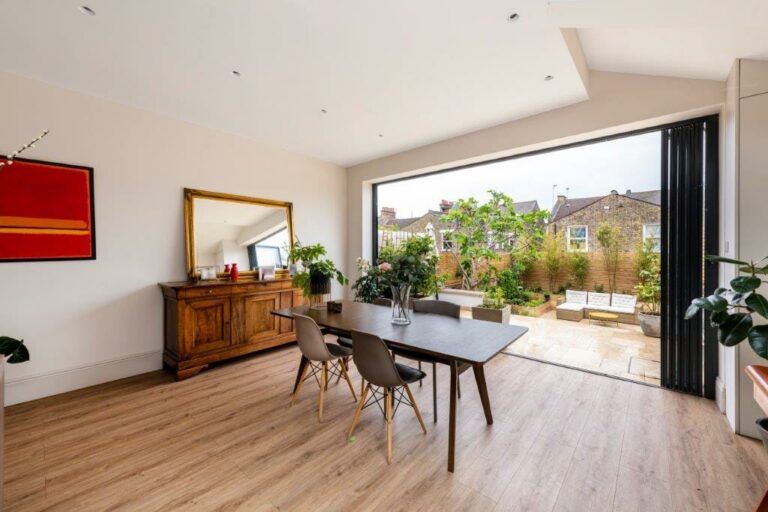 Colourful Kensal Rise image 15