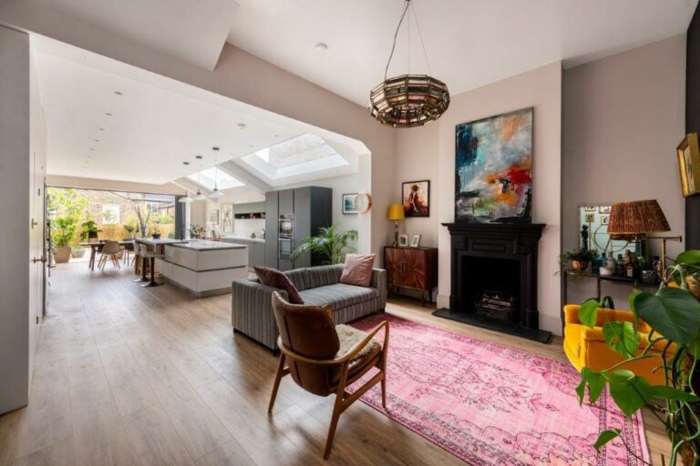 Colourful Kensal Rise image 5