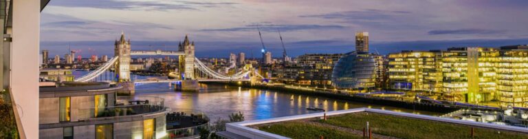 Two Large Penthouses with Views of London image 18