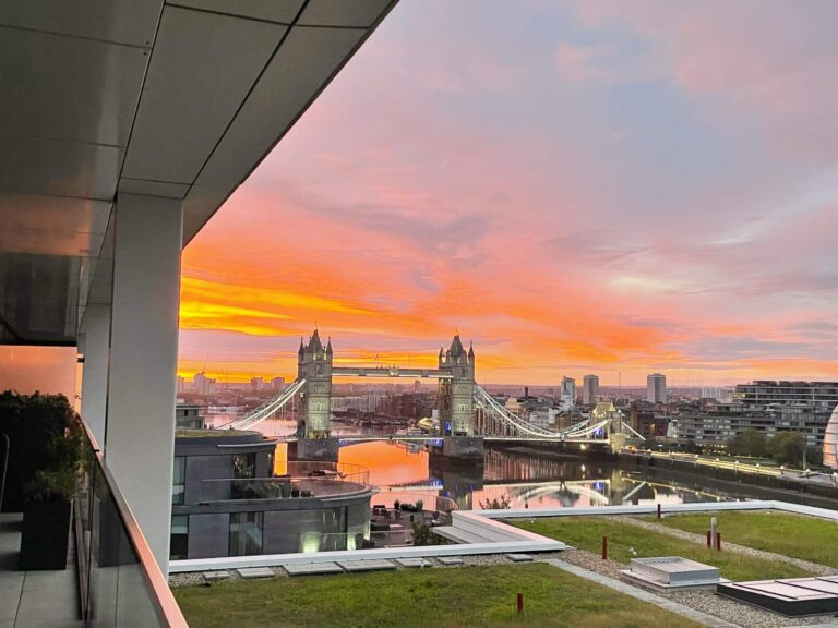 Two Large Penthouses with Views of London image 20