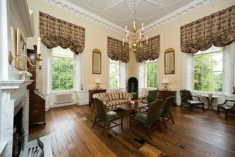 Grand Georgian Palladian Mansion image 13