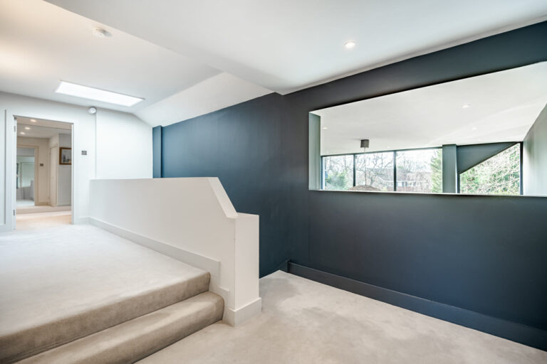 Modern Dulwich Home with Outhouse image 17