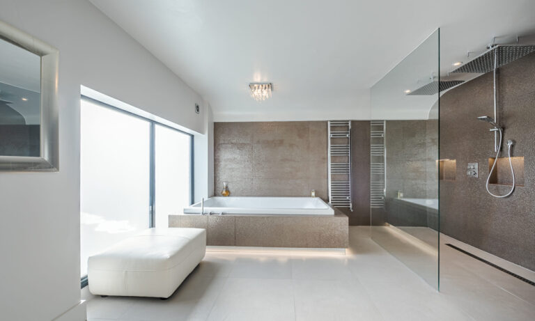 Modern Dulwich Home with Outhouse image 19