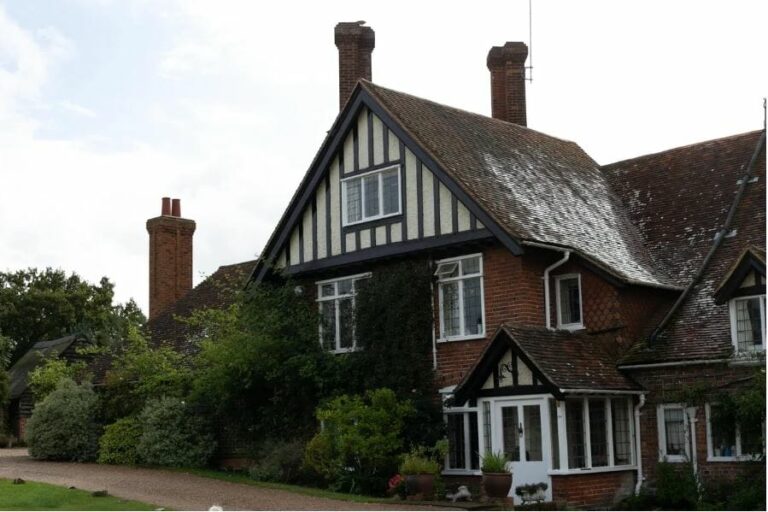 Wonderful English Farm in Remote Location image 4