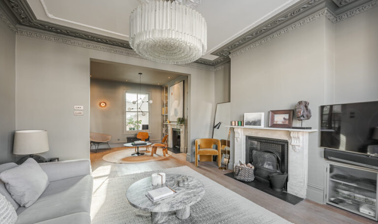 Wandsworth Contemporary image 16