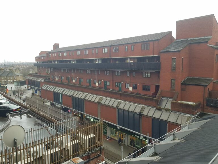 Industrial Style Council Estate In North London image 21