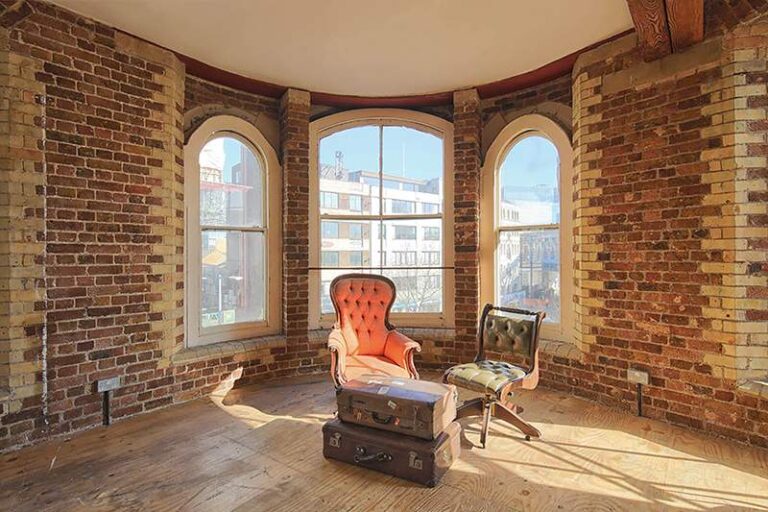 Large Open Plan Vacant Floor image 9