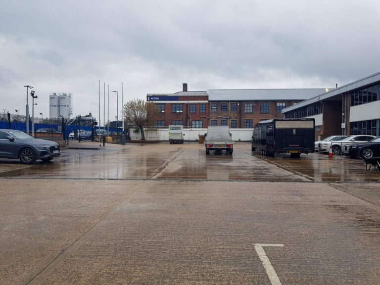 3 terraced event warehouses image 19