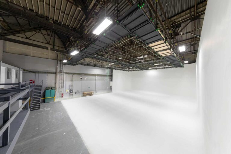 Multi Stage Studio in W3 image 13