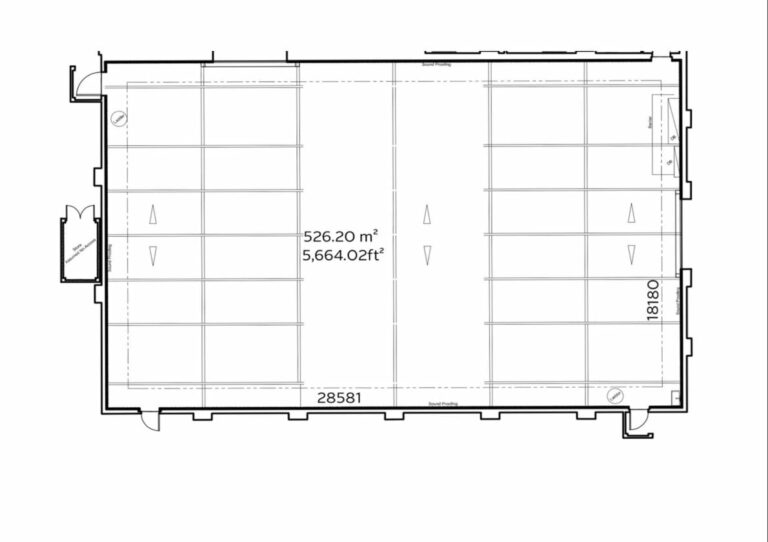 Large Blackout Studio in Twickenham image 8