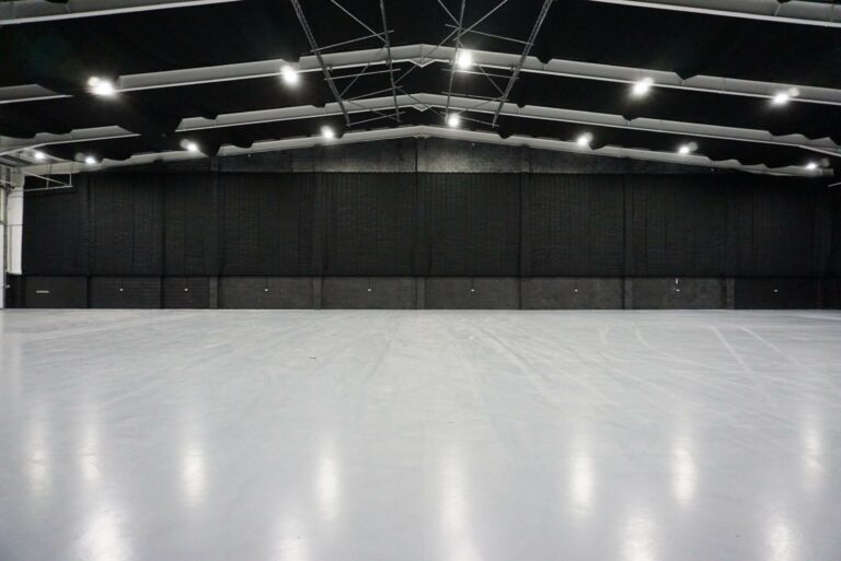 Large Studio Space in Iver image 2