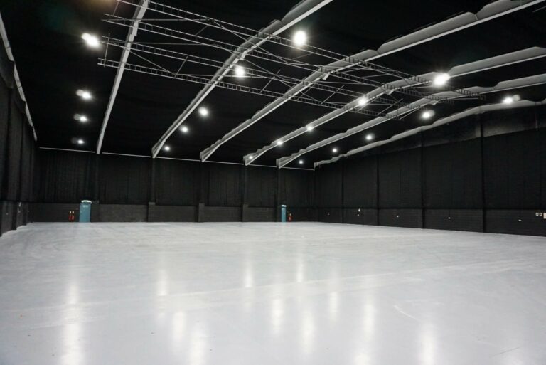 Large Studio Space in Iver image 1