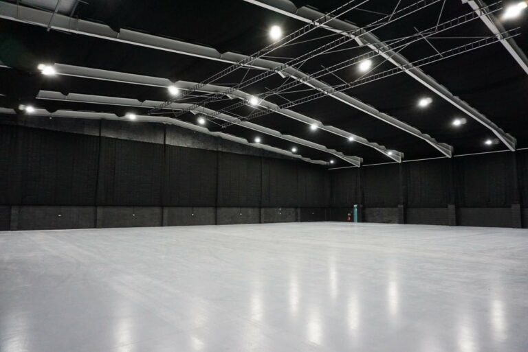 Large Studio Space in Iver image 7