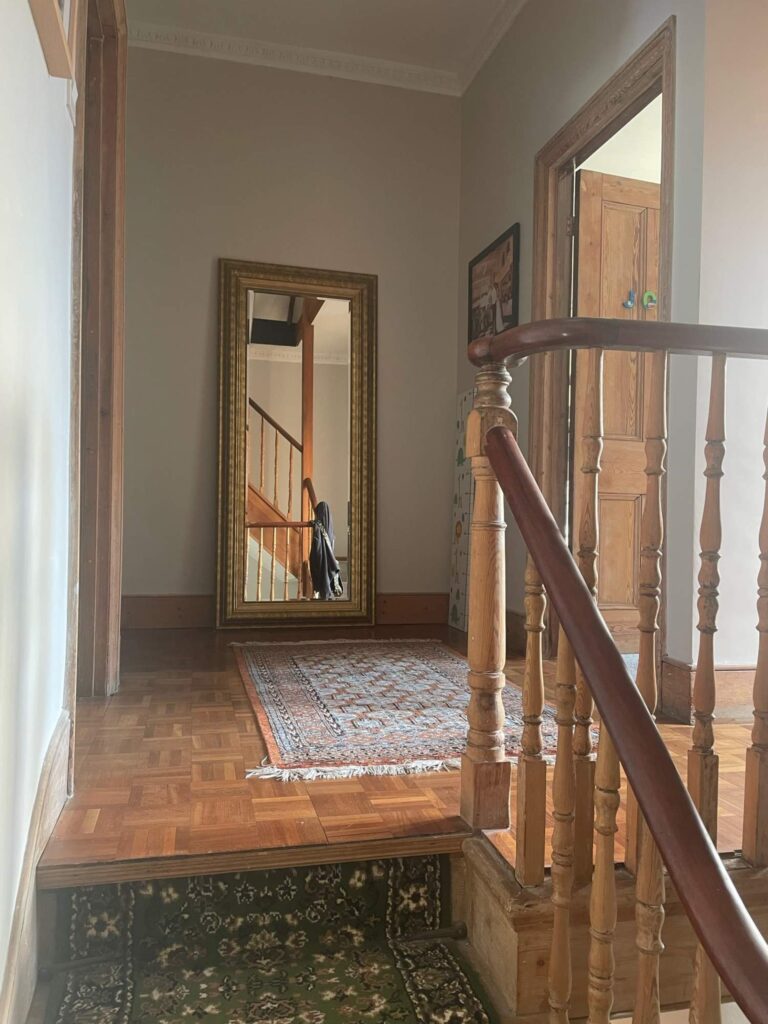 70/80s Family Home image 17