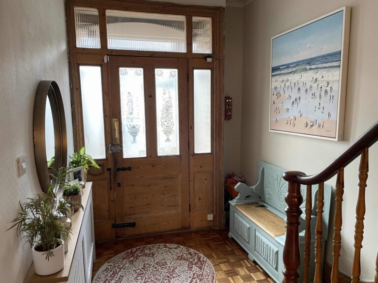 70/80s Family Home image 13