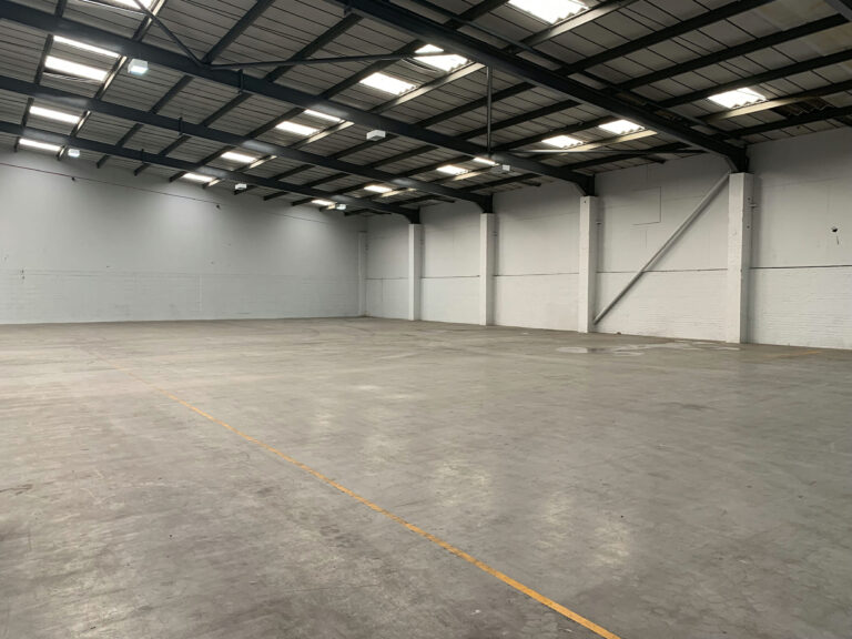 Large Studio Space in Iver image 23