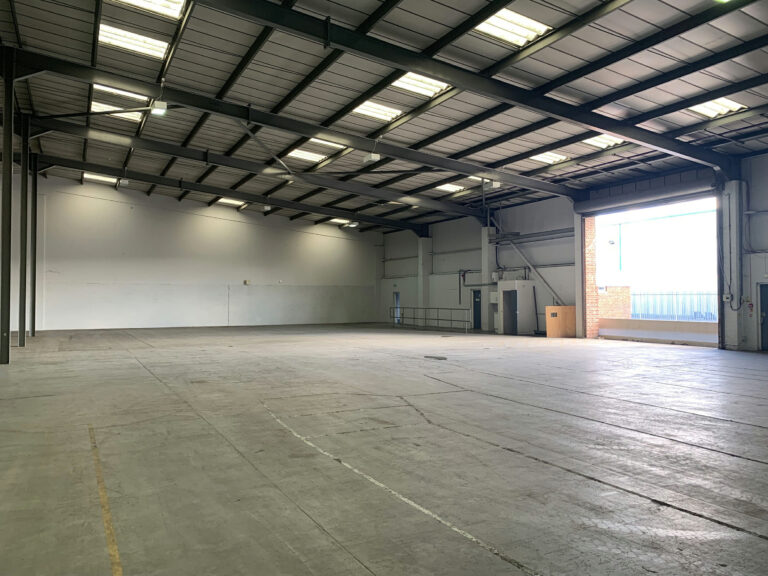 Large Studio Space in Iver image 30