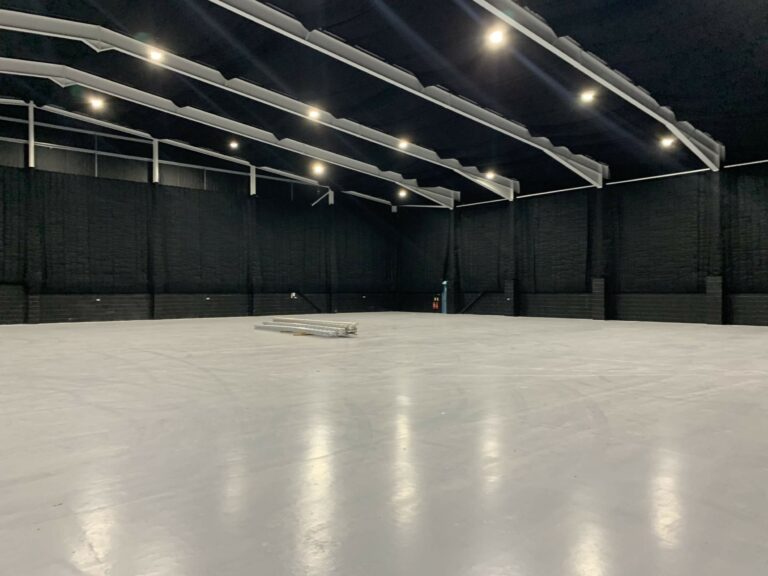 Large Studio Space in Iver image 18