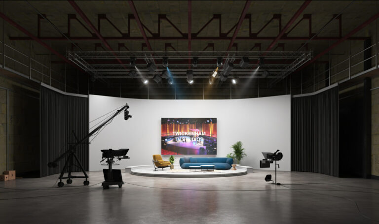 Large Blackout Studio in Twickenham image 3