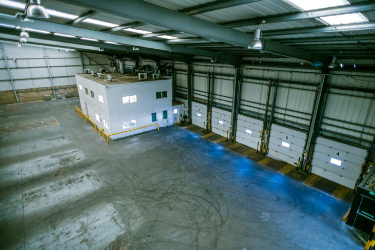 Large Studio in Park Royal image 12