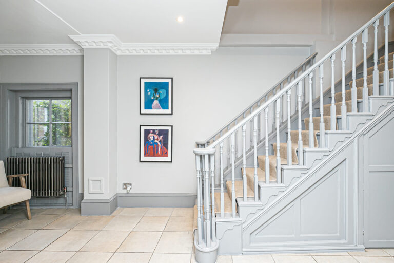 Contemporary Theydon Bois image 16