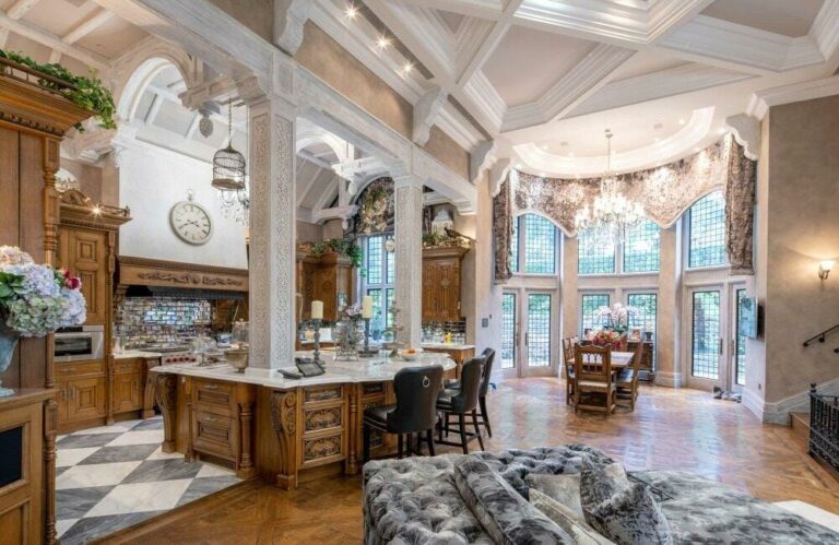 Grand Magical Home in Radlett image 11