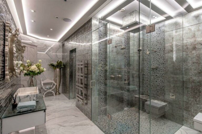 Grand Magical Home in Radlett image 23