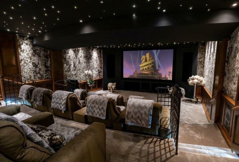 Grand Magical Home in Radlett image 28